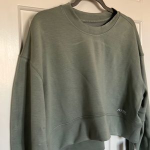 AYBL OVERSIZED CROPPED CREW